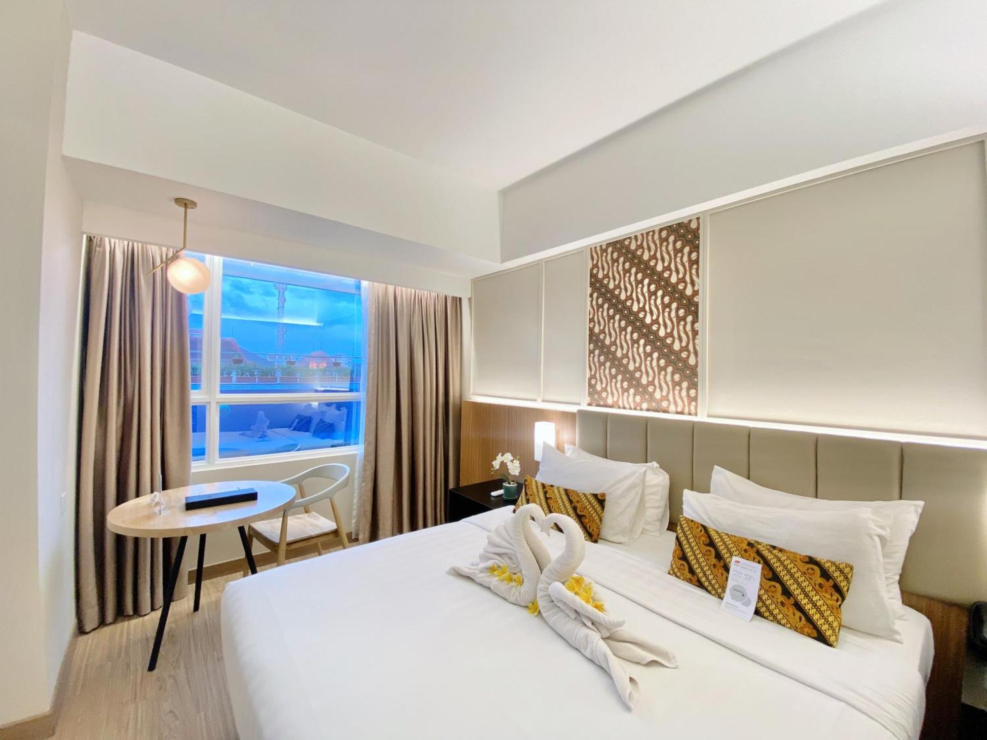 Grand Zuri Malioboro Hotel Jogjakarta Buitenkant foto