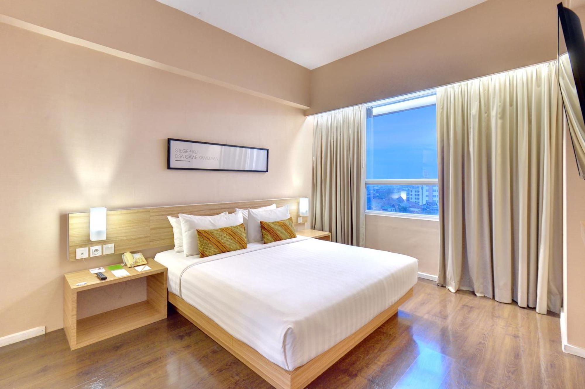 Grand Zuri Malioboro Hotel Jogjakarta Buitenkant foto